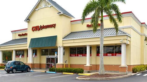 cvs pharmacy naples fl locations.